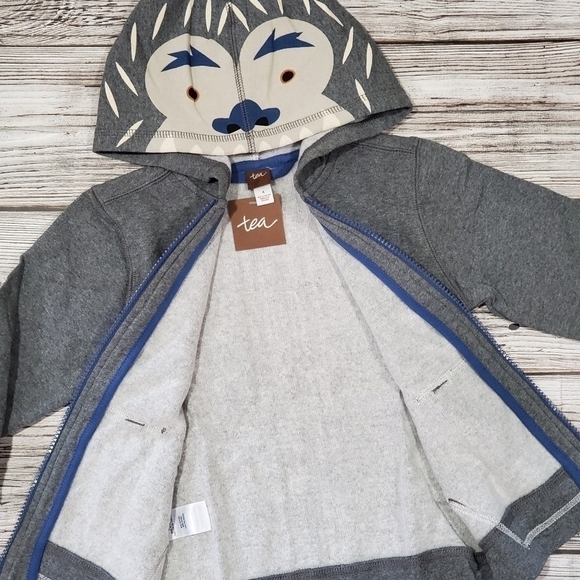 Tea Collection Yeti Zip Up Hoodie Size 4 NWT - Picture 3 of 8